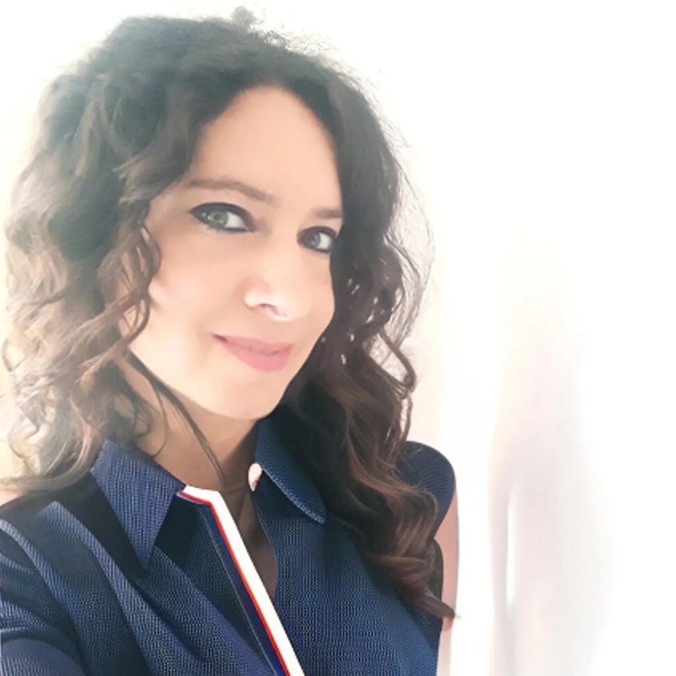 Ti aiuto a liberarti di GONFIORE ADDOMINALE, DISTURBI GASTROINTESTINALI, STANCHEZZA CRONICA, ERUZIONI CUTANEE, DOLORI CRONICI ed EMICRANIE, ANSIA e STRESS, grazie al Test del bulbo del capello. Ricevo a Codroipo, Feletto Umberto, Udine e Pordenone